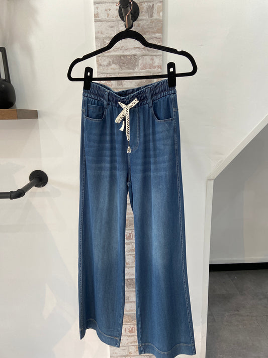 Amber Jeans